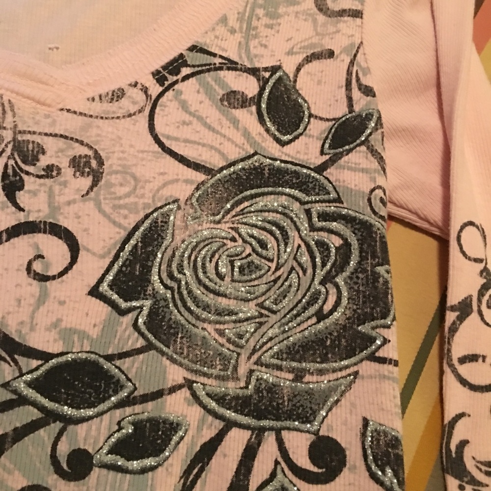 Mudd Rose and Glitter Embellishments Top - Picture 6 of 6